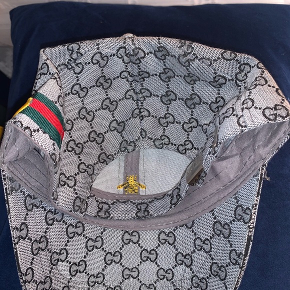 Hat - Picture 3 of 3